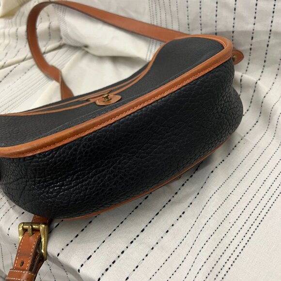 Dooney & Bourke Vintage Calvary Trooper Classic AWL Saddle Crossbody Bag - Picture 5 of 7